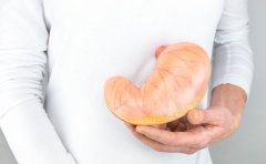 胃癌是什么引起的？肿瘤专家提醒：5个致病因素，一一筛查
